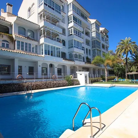 Апартаменты Apartamento 2 Hab. En Puerto Banus - N. Andalucia